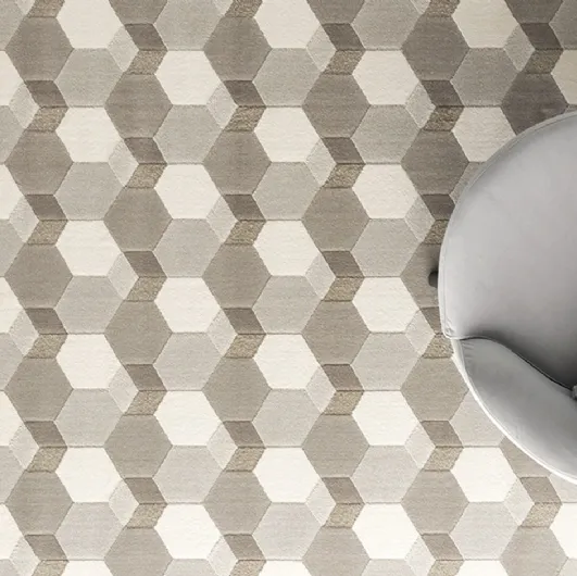 Tappeto con geometrie Cementino di Calligaris