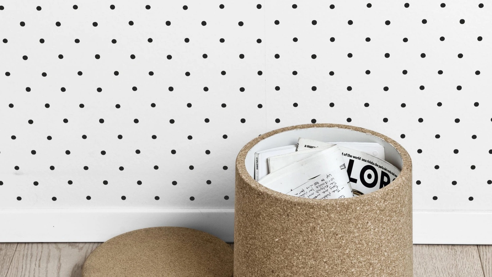 Tavolino contenitore in sughero Degree di Kristalia