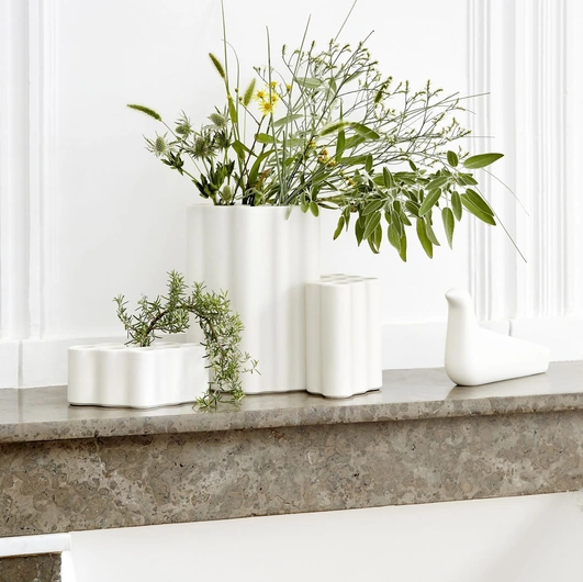 Vaso in ceramica Nuage di Vitra