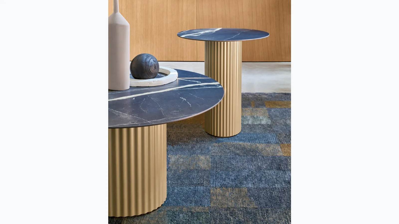 Tavolino Enea con top in ceramica di Riflessi