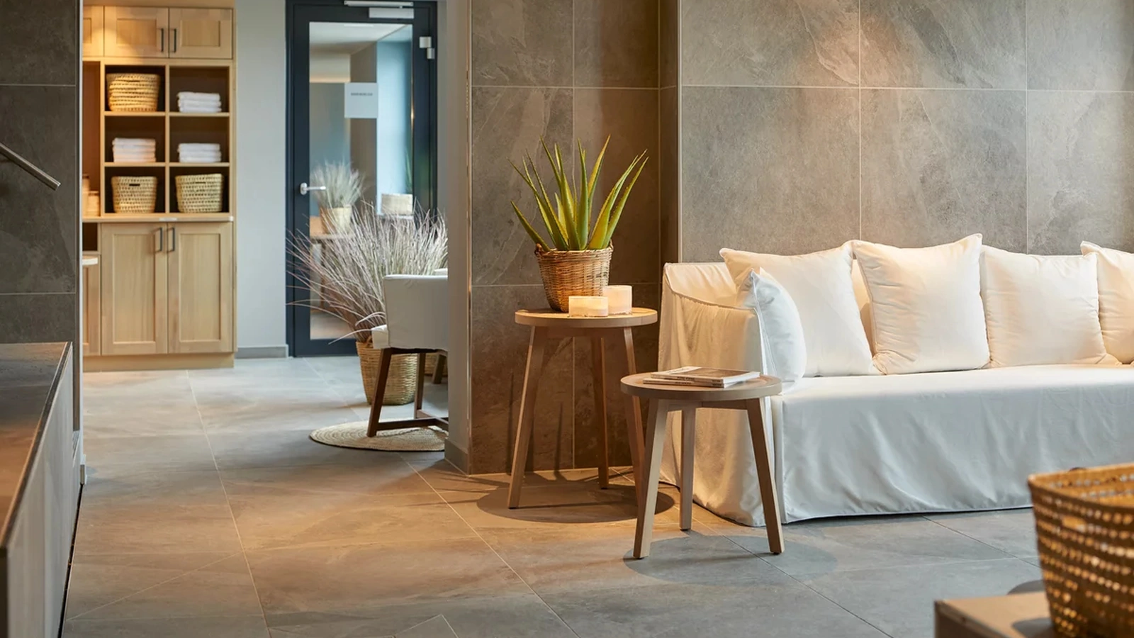 Tavolino in legno Gray di Gervasoni