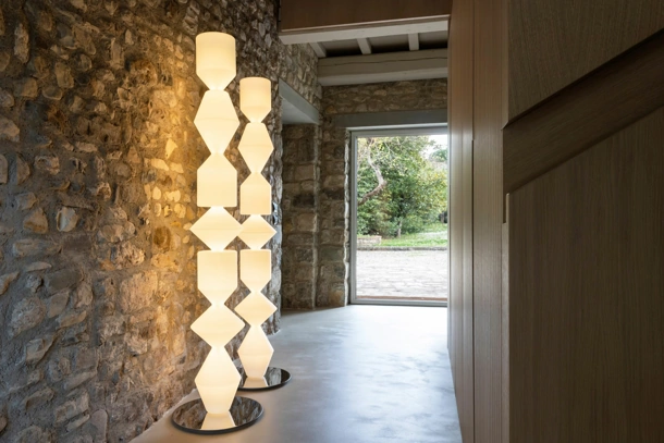 Lampada da terra Costantina Opal di Mogg