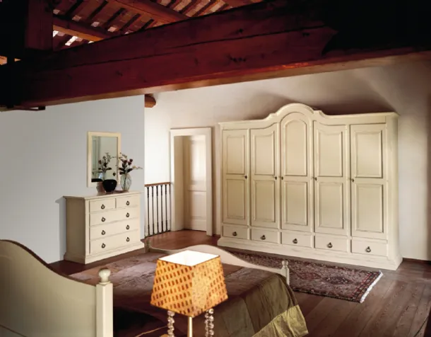 Armadio classico a muro con ante battenti in legno laccato Asso di Tonin Casa