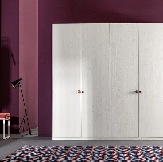 Armadio Easy in legno massello di Callesella