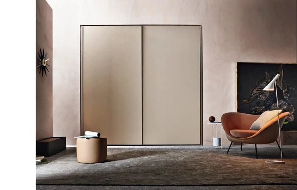 Armadio Gliss-Master - A Filo Door laccato di Molteni & C
