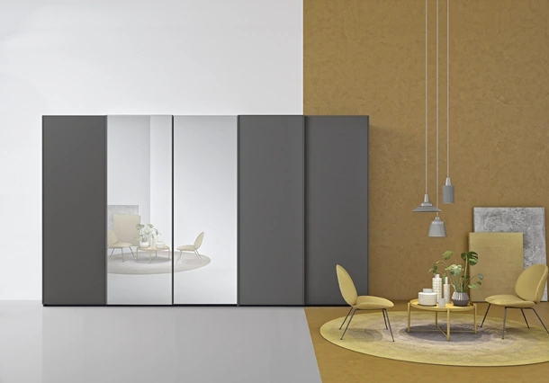 Armadio Linear U35 di Colombini Casa