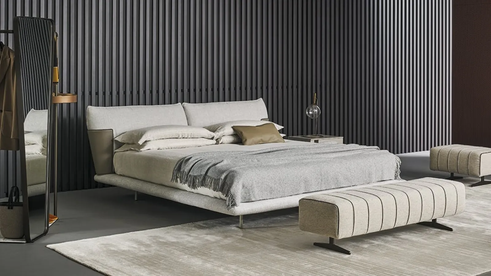 Letto in tessuto imbottito con testiera Blend Bed di Bonaldo