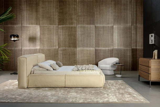 Letto Fluff in pelle di Bonaldo