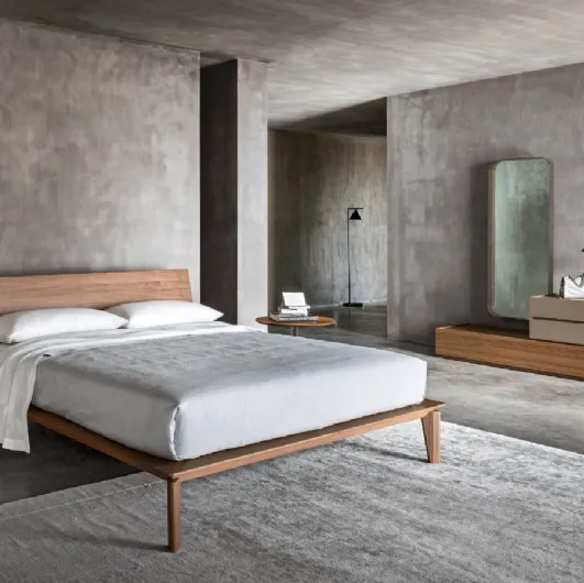 Letto in legno con testiera Folio di Sangiacomo