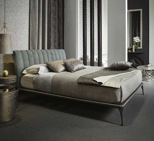 Letto con testiera trapuntata Iseo di Cantori