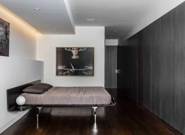 Letto Legnoletto con testiera di Alias