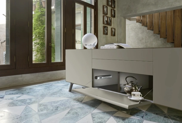 Madia Domino Mono 01 di Sangiacomo