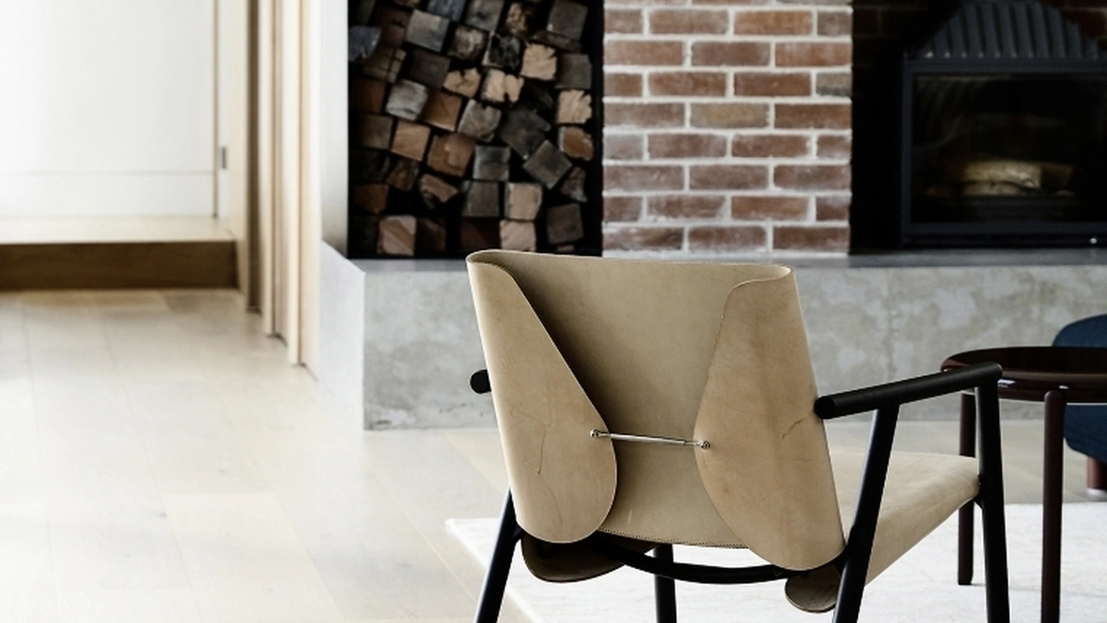 Poltroncina in cuoio 1085 Edition di Kristalia