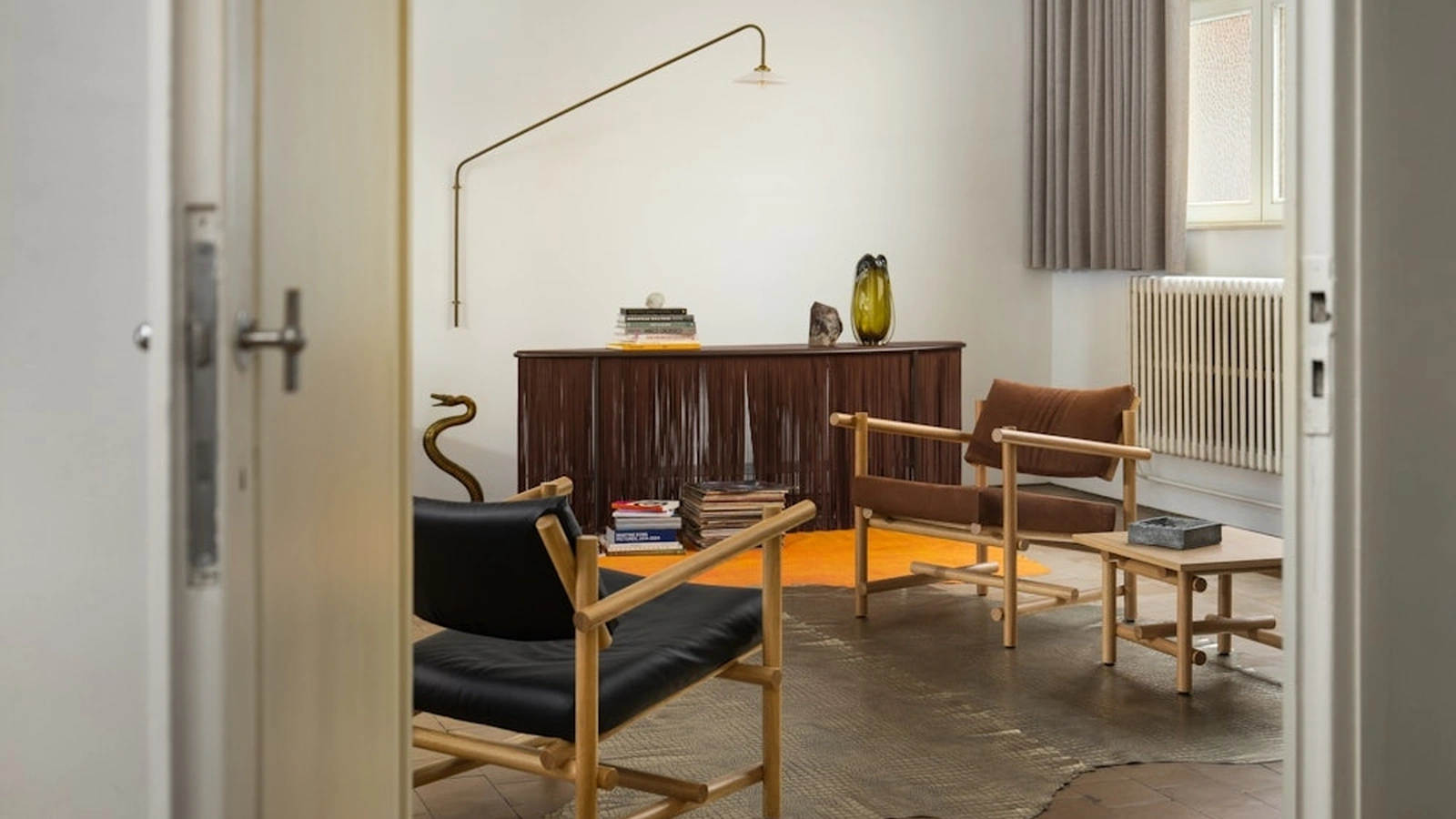 Poltrona Muecke Wood di Knoll