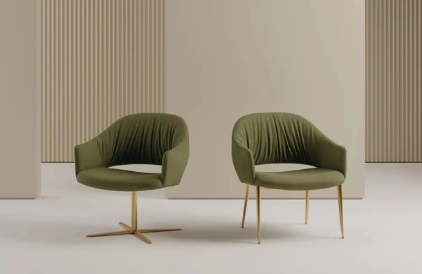 Poltroncina Nova in tessuto imbottito di Bontempi