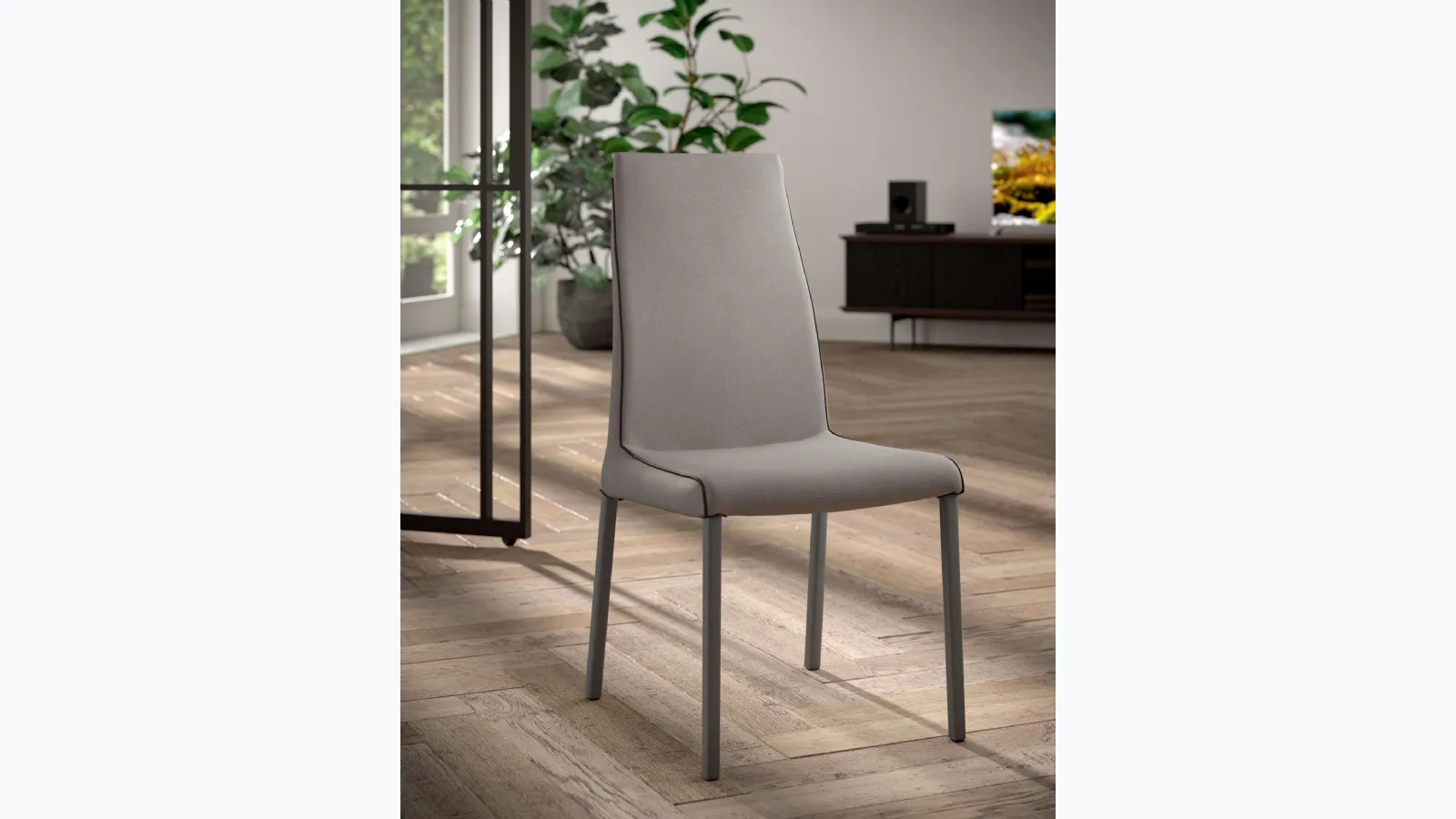 Sedia in pelle Blitz di Ozzio