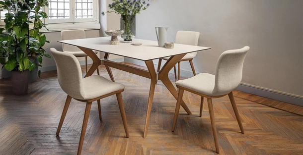 Sedia Annie in tessuto imbottito di Calligaris