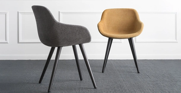 Sedia in tessuto imbottito Igloo di Calligaris