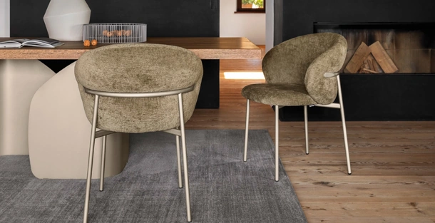 Sedia in tessuto con gambe in metallo Oleandro di Calligaris