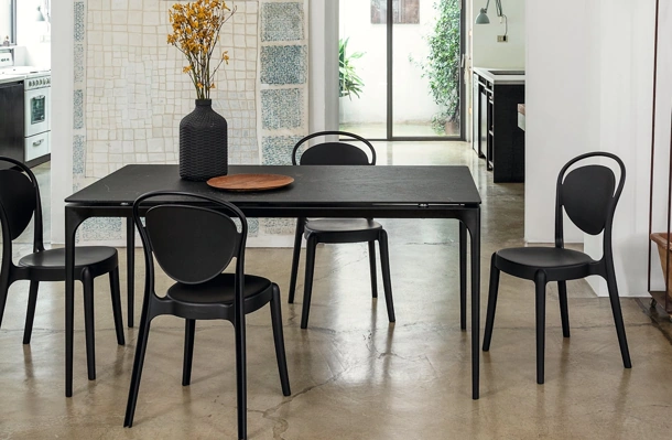Sedia in policarbonato Parisienne di Calligaris