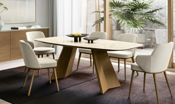 Sedia in tessuto Foyer con gambe in legno di Calligaris