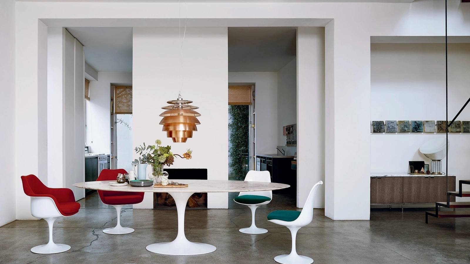 Sedia Tulip Chair in fibra di vetro di Knoll