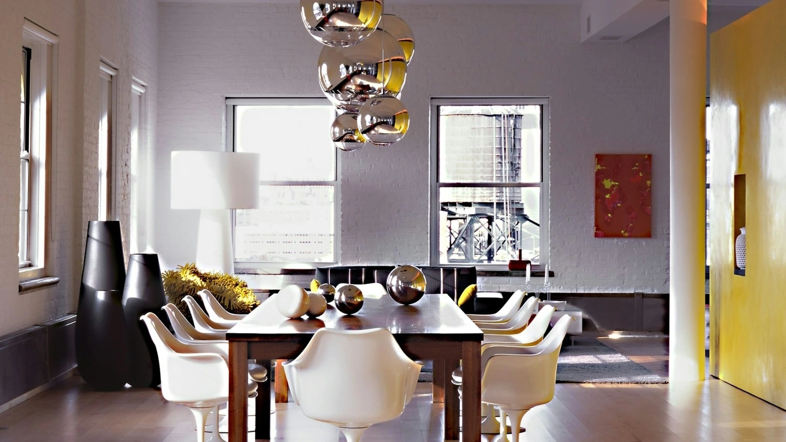 Sedia Tulip Chair in fibra di vetro di Knoll