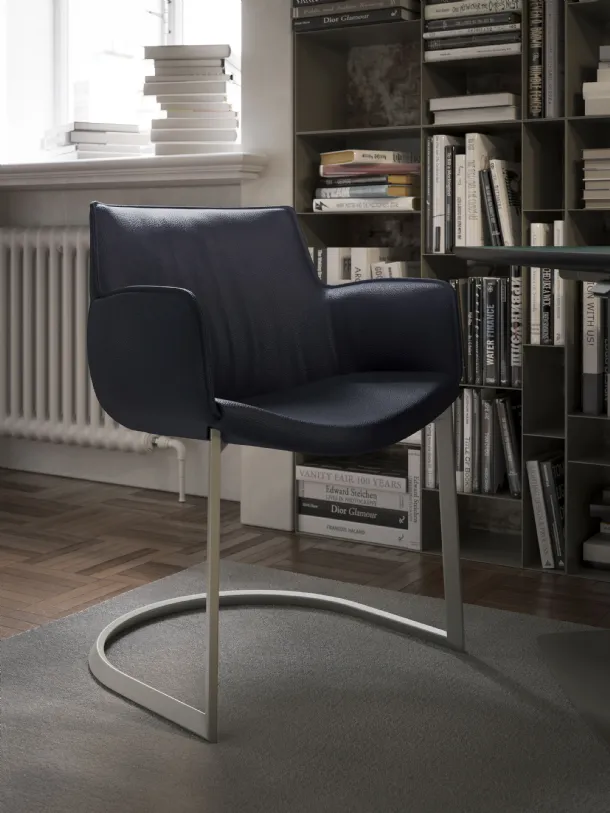 Sedia Rhonda Cantilever di Cattelan Italia