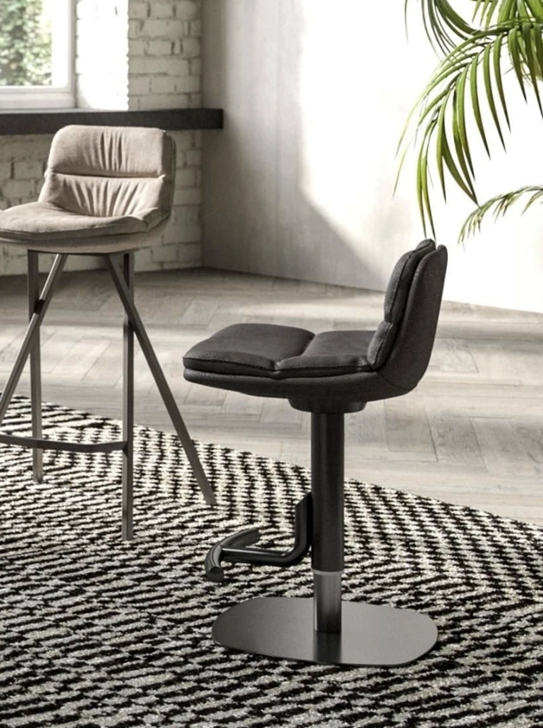 Sgabello Morfeo di Ozzio