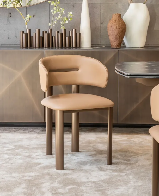 Sedia di design in pelle Velvet di Riflessi