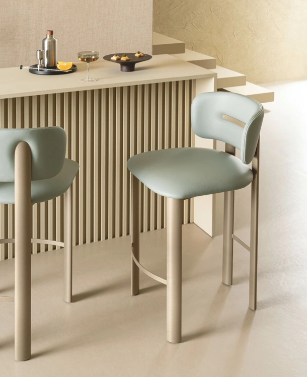 Sgabello Velvet di Riflessi