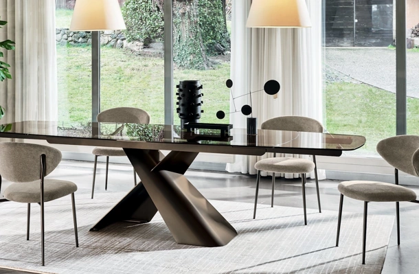 Tavolo allungabile Axiom in vetro di Calligaris