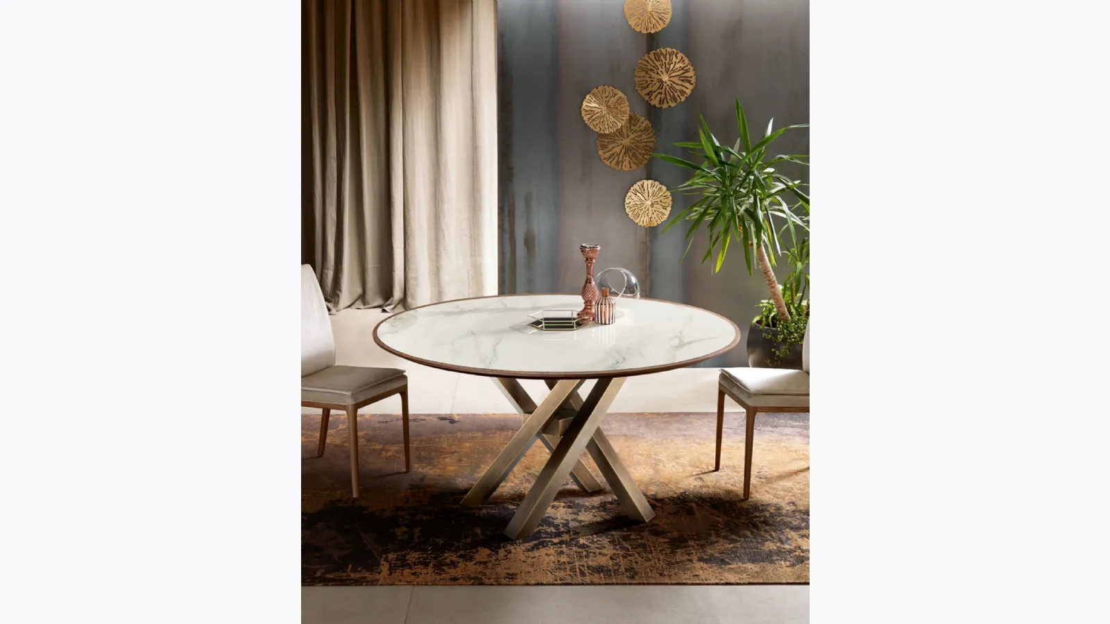 Tavolo rotondo Shangai in legno e ceramica di Riflessi