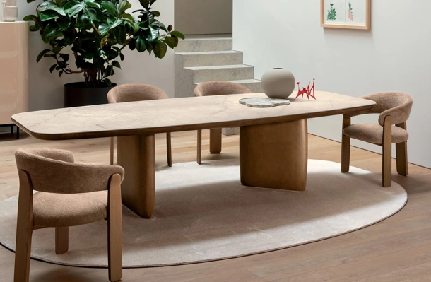 Tavolo Riverstone in ceramica di Calligaris