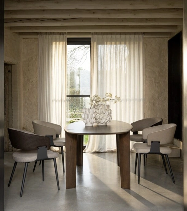 Tavolo Sterling in legno di Bizzotto