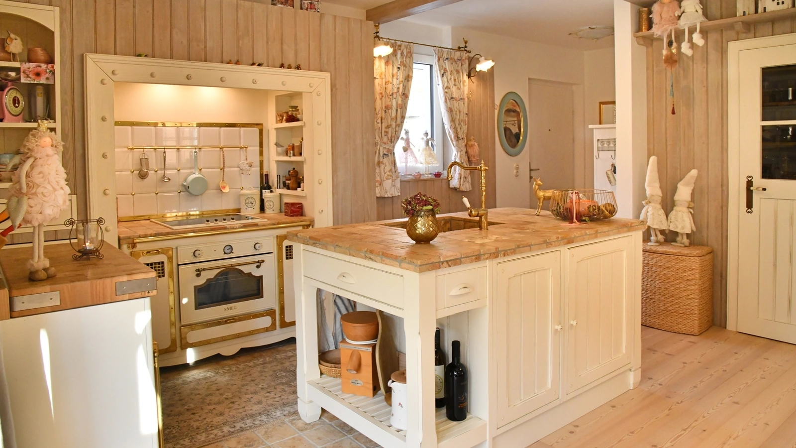 Cucina Classica con isola Incontrada di Marchi