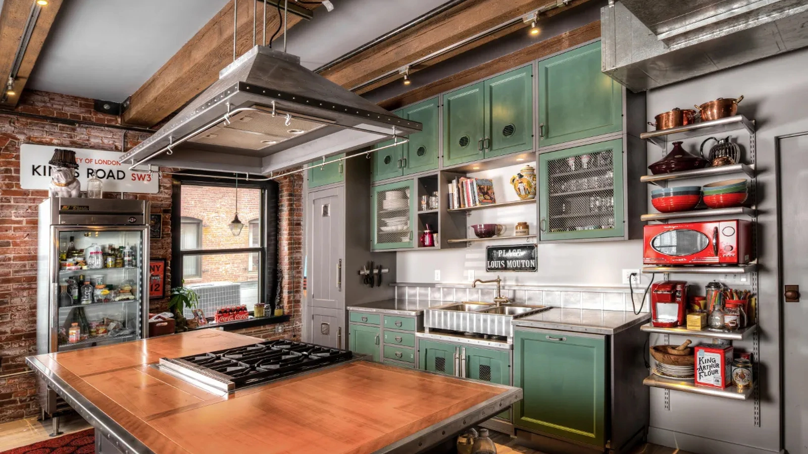 Cucina Classica con isola Loft di Marchi