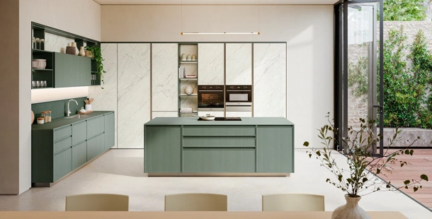 Cucina Moderna con isola Sakura 01 in frassino laccato di Veneta Cucine