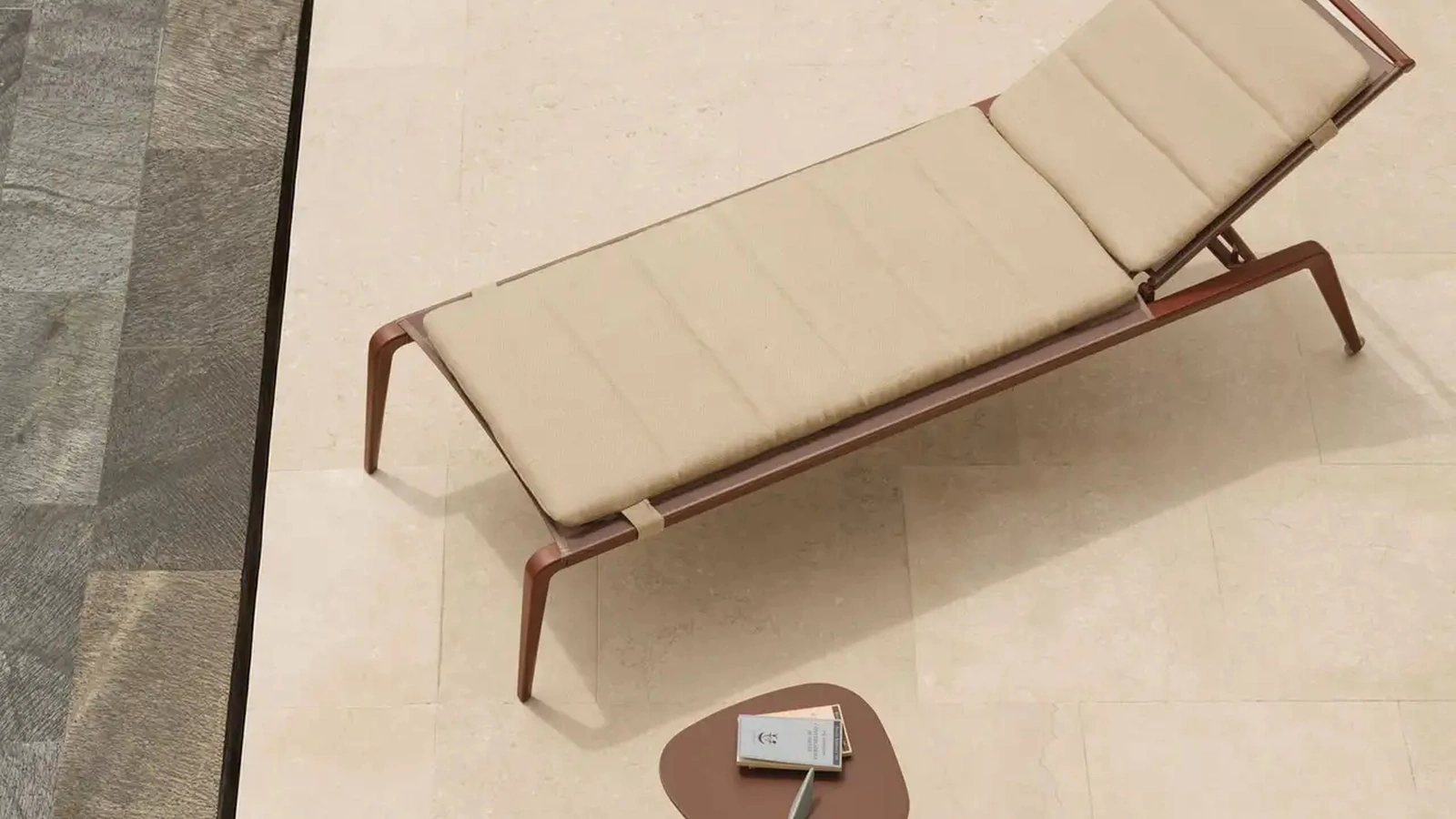 Tavolino Aikana di Fast