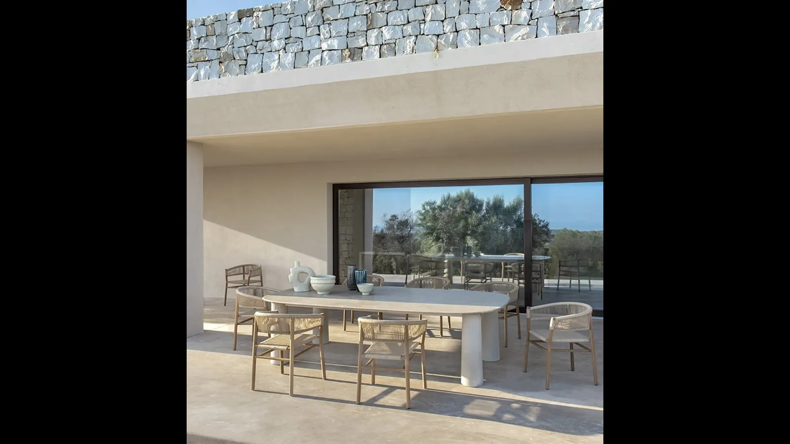 Tavolo in pietra Bold di Ethimo