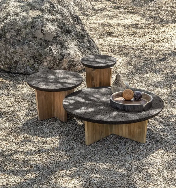 Tavolino Cross Coffee Table in Teak con piano in sughero di Ethimo