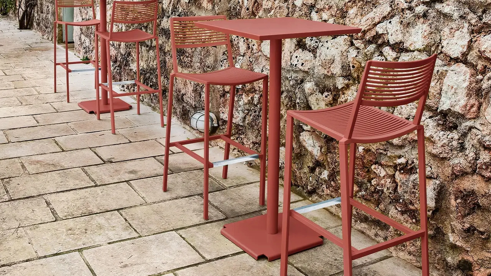 Sgabello Easy Omnia Selection di Fast