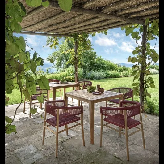 Tavolo quadrato in Teak Friends di Ethimo