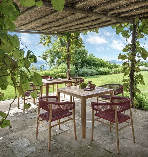 Tavolo quadrato in Teak Friends di Ethimo