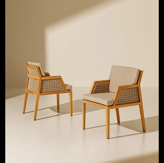 Poltroncina Grand Life in Teak, corda e tessuto di Ethimo