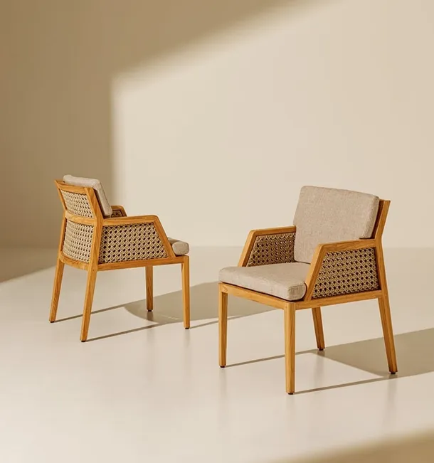Poltroncina Grand Life in Teak, corda e tessuto di Ethimo