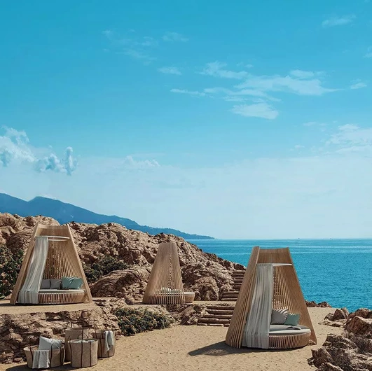 Divano Hut in teak di Ethimo