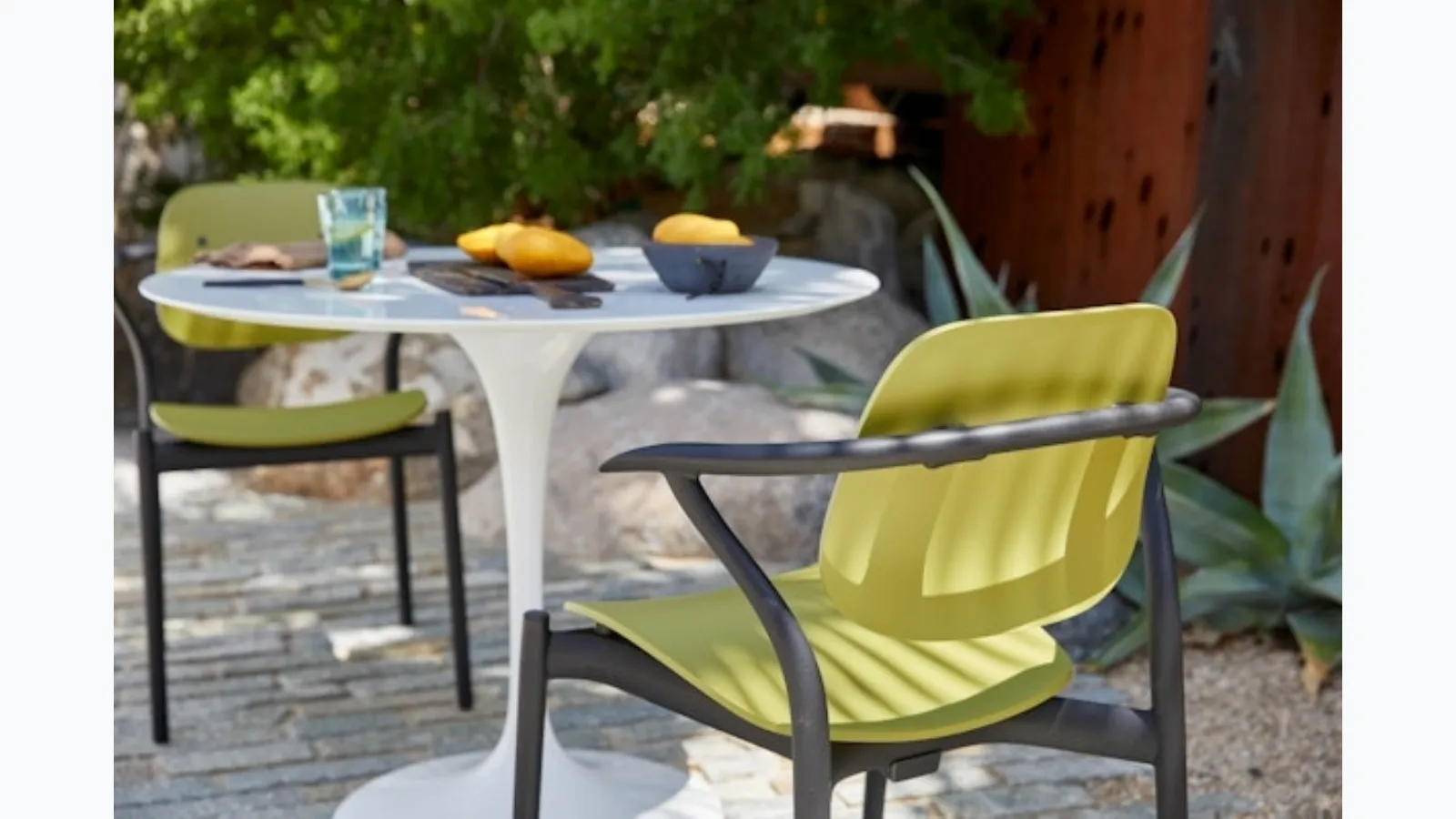 Sedia Iquo Chair di Knoll