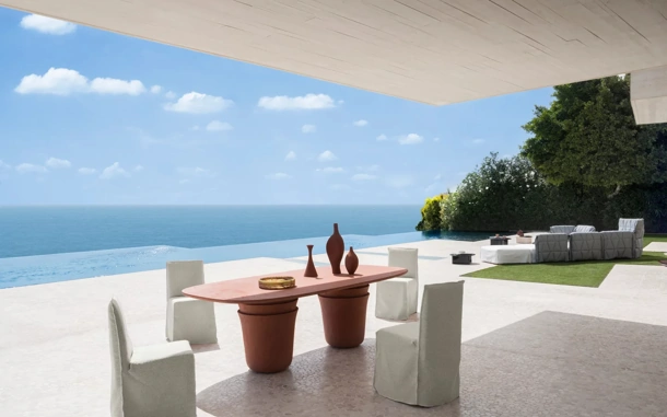 Tavolo in terracotta Kasane di Gervasoni