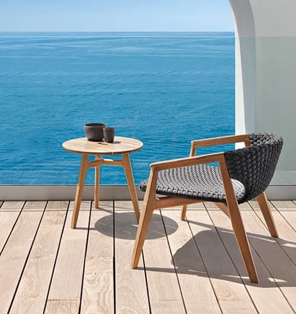 Tavolino Knit in Teak di Ethimo